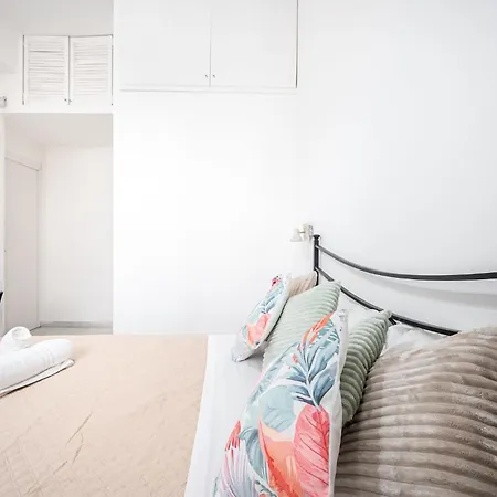 Domus Lodi Urban I Homestay Rome