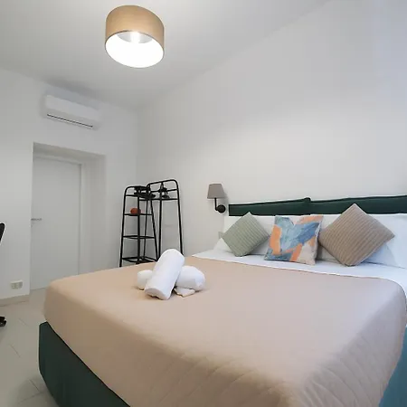 Domus Lodi Urban I * Rome