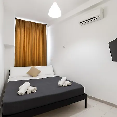 Homestay Domus Lodi Urban I Rome