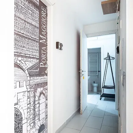 Domus Lodi Urban I Homestay Rome